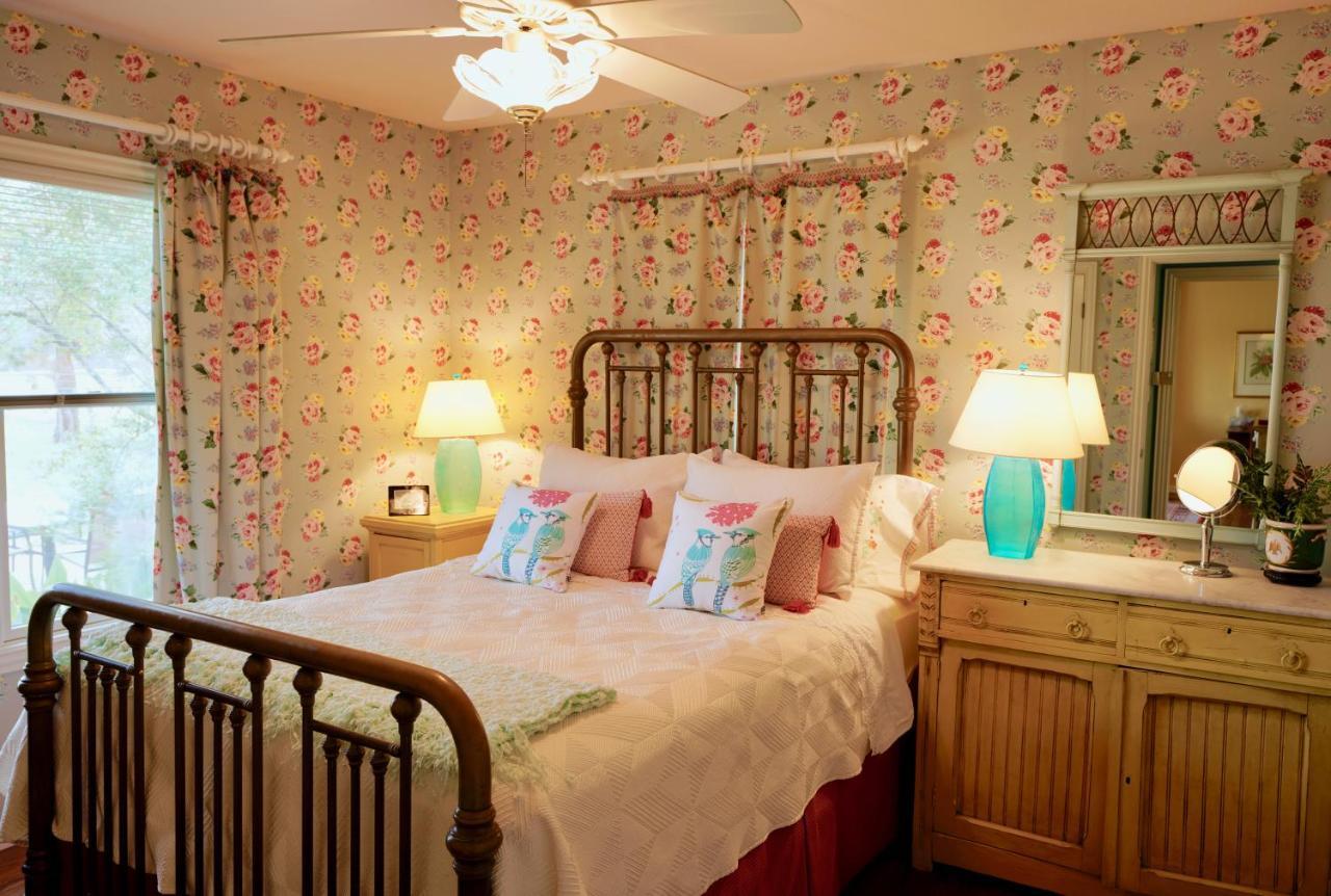 Onion Creek Cottage Остин Экстерьер фото