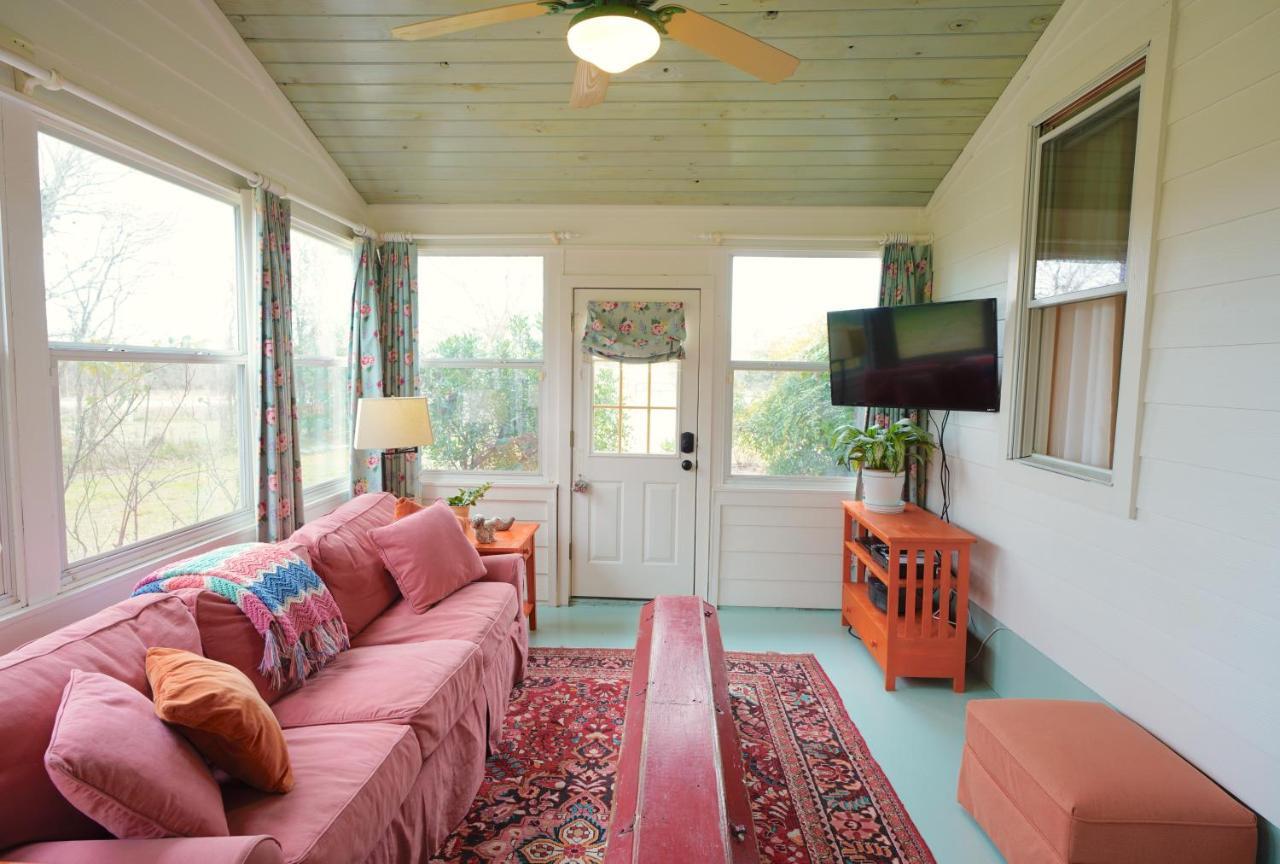 Onion Creek Cottage Остин Экстерьер фото